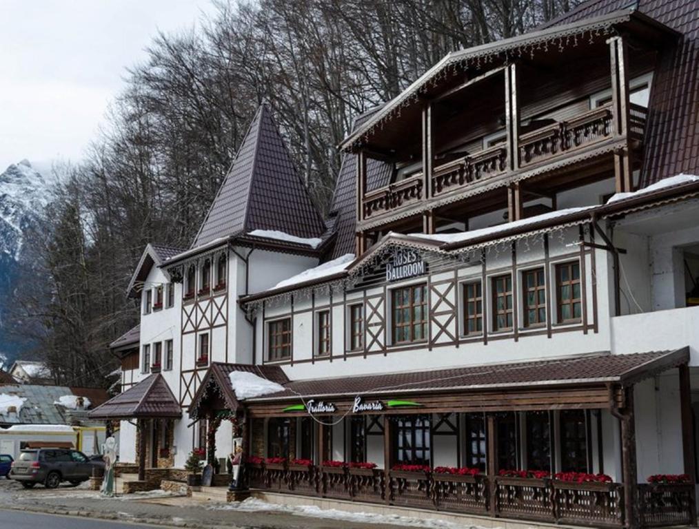 Conac Bavaria Buşteni Zewnętrze zdjęcie